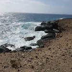 ホームステイ La Caleta Arico 3