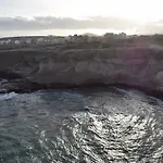 La Caleta Arico 3 ホームステイ *