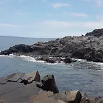 La Caleta Arico 3 ホームステイ