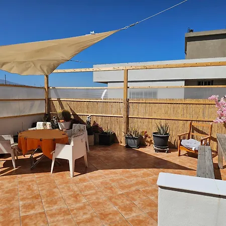 La Caleta Arico 3 Séjour chez l'habitant *