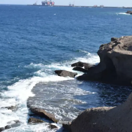 منزل للإقامة B&B La Caleta Arico Zimmer 3