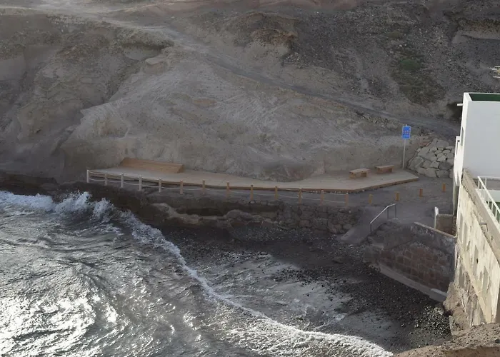 La Caleta Arico 3 ホームステイ La Mareta